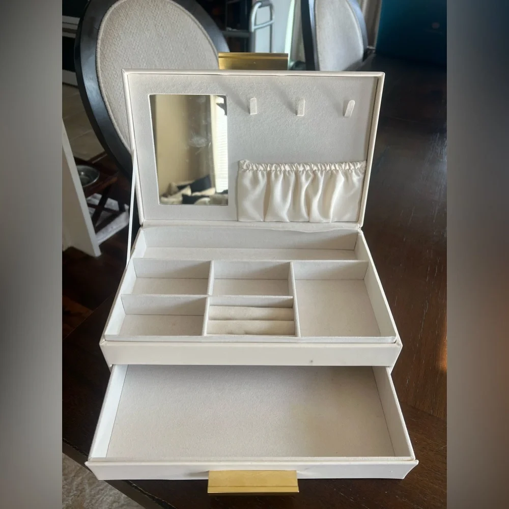 Target Jewelry Box - Picture 2 of 2
